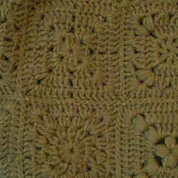 Handmade crochet bamboo handle bag - Picture 4 of 8